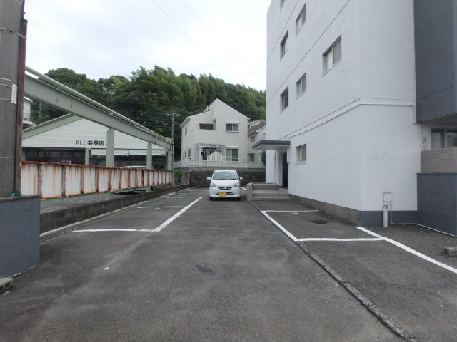 エステート上津Aのその他
