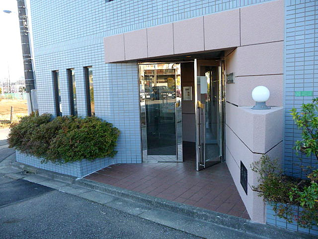 レジオンス上石神井のエントランス