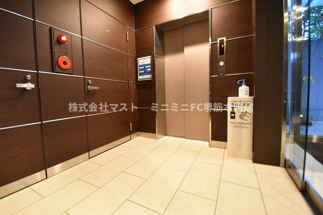 Peridot 内平野町のロビー