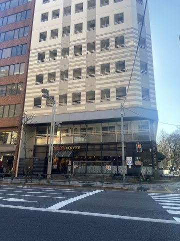 新宿KMビルの周辺