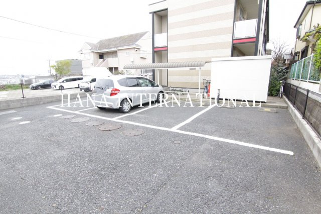 レオパレスＷＩＬＬの駐車場