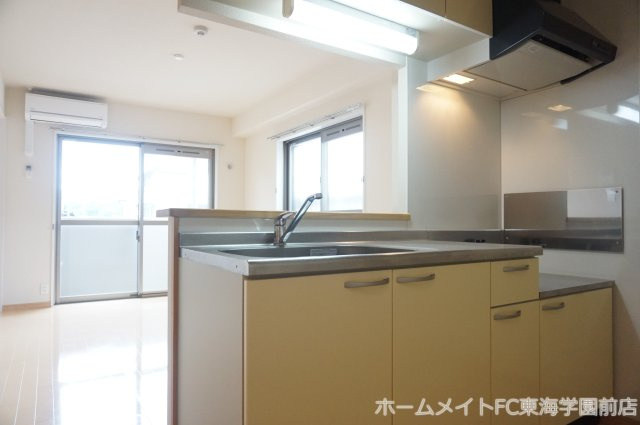 熊本市北区八景水谷１丁目の賃貸マンションの洋室