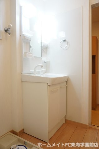 熊本市北区八景水谷１丁目の賃貸マンションの独立洗面台