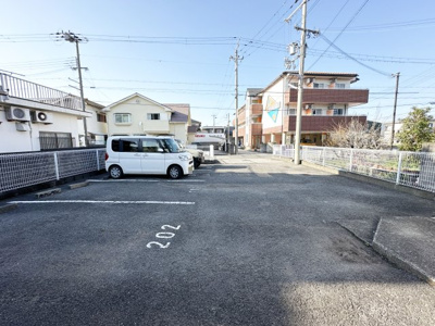 【駐車場】 | セレニティ