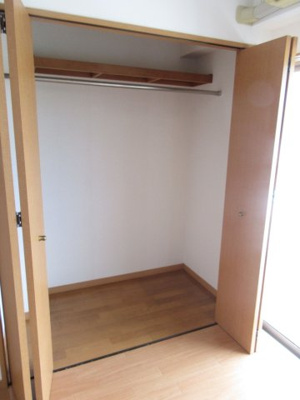 【収納】 | 大産若久マンション | 別号室の写真になります。現況優先。