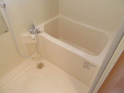 【浴室】 | 大産若久マンション | 別号室の写真になります。現況優先。