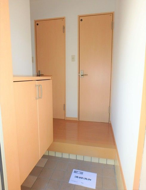 タカノパレスの玄関