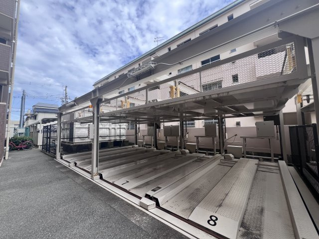 オークヒルズ山口の駐車場