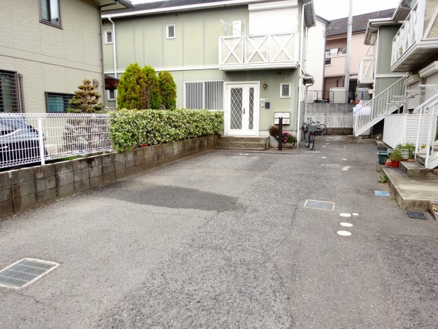 サンハイツＡの駐車場