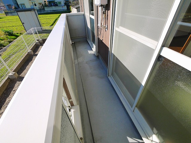 ホームライフ平松のバルコニー|バルコニー付きです