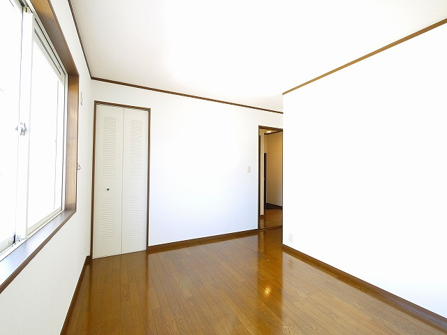 ホームライフ平松の洋室|スタンダードな洋室です