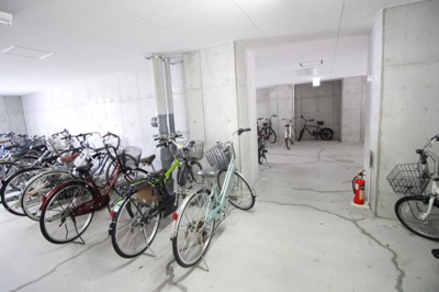 【その他共用部分】 | ラグゼ天王寺 | 駐輪場