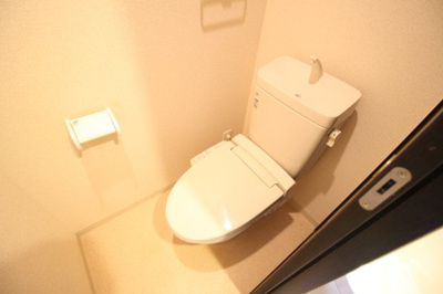 【トイレ】 | ラグゼ天王寺 | 温水洗浄便座付きトイレ