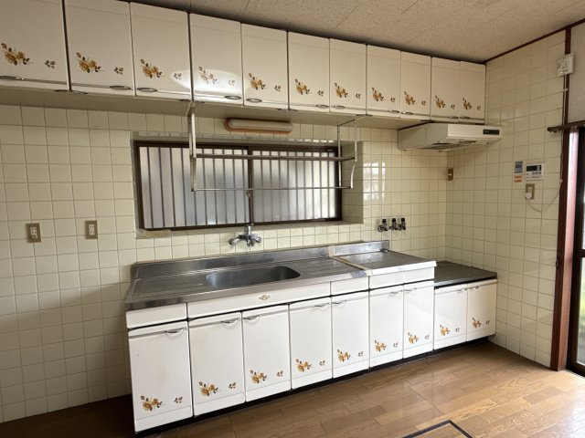 月丘町戸建のキッチン