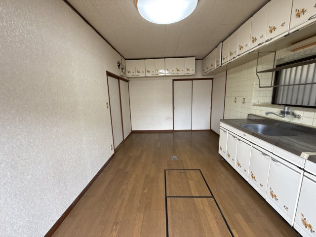 月丘町戸建の居間・リビング