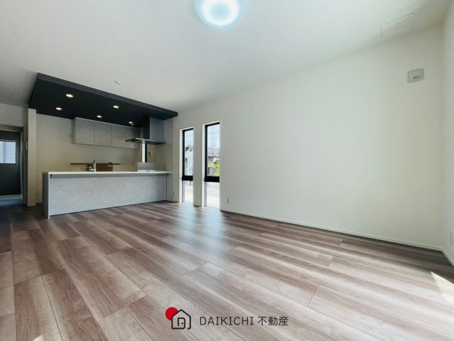【居間・リビング】 | 熊谷市銀座　タマタウン熊谷銀座　新築戸建　　全5棟　3号棟　