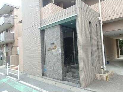 ヴィクトワール妙典のエントランス