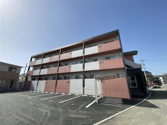 熊本市北区鶴羽田４丁目の賃貸マンションの外観