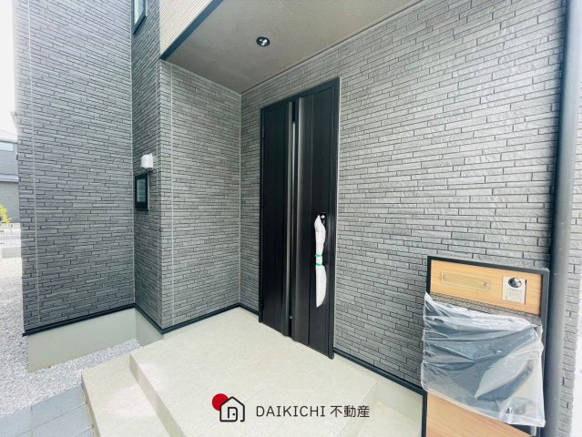 【玄関】 | 熊谷市銀座　タマタウン熊谷銀座　新築戸建　　全5棟　4号棟　