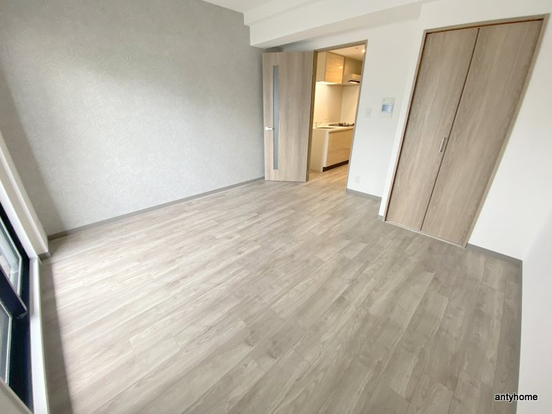 コンフォリア新梅田　仲介手数料無料の洋室