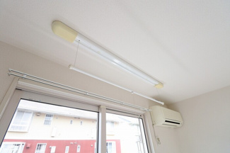 【設備】 | エスペランサ・カーサ | 室内物干し