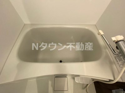 【浴室】 | ハーモニーテラス清水Ⅲ | 落ち着いた空間のお風呂です