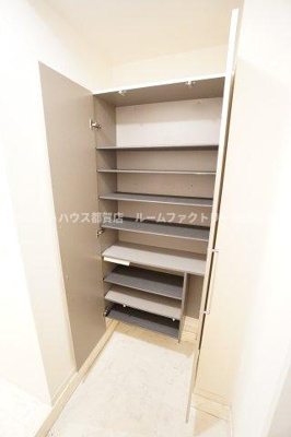 【収納】 | グリーンコート貝塚３号館 | ※同物件、同タイプのお部屋です