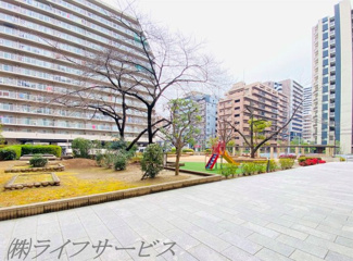 【その他共用部分】 | 敷地内公園