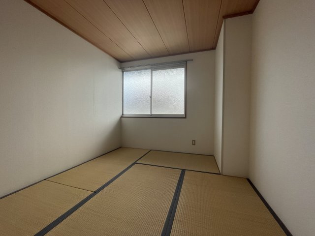 パークハイツ山手の和室