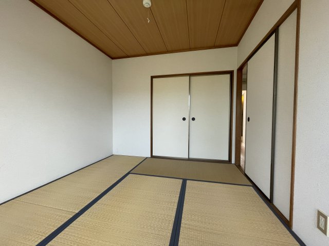 パークハイツ山手の和室