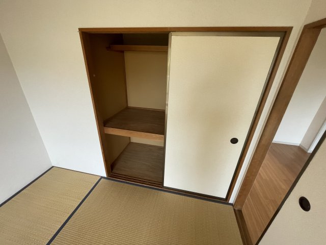 パークハイツ山手の収納