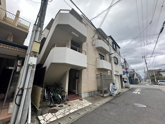 ファミネス芦屋