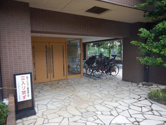 コスモ東砂シティフォルムのエントランス