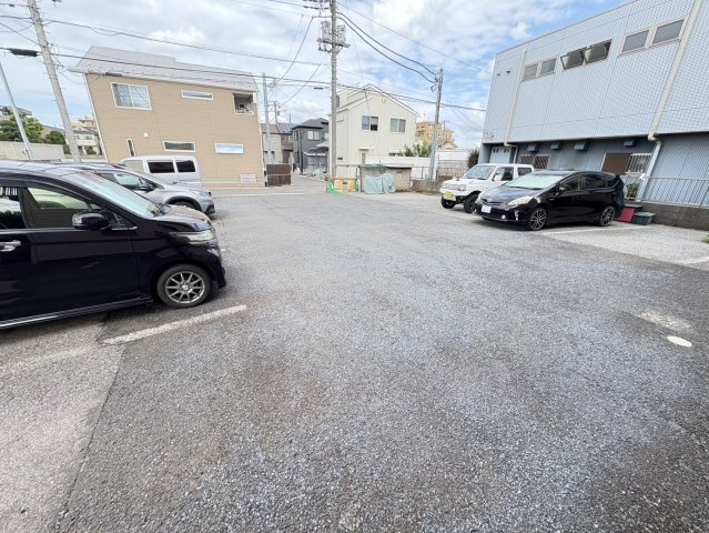 ビートルズの駐車場