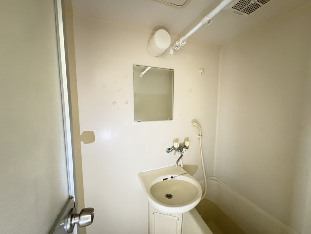 ビートルズの洗面所