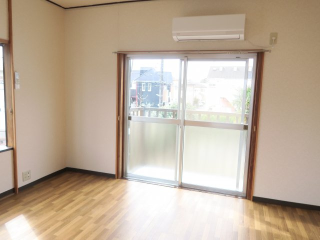 Y・Fハイツの居間・リビング