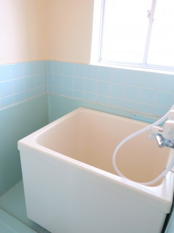 Y・Fハイツの浴室