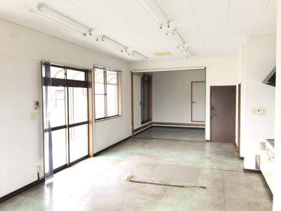 【居間・リビング】 | 栄町5丁目Yテナント