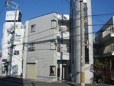 【エントランス】 | リリーピア寺田II号館