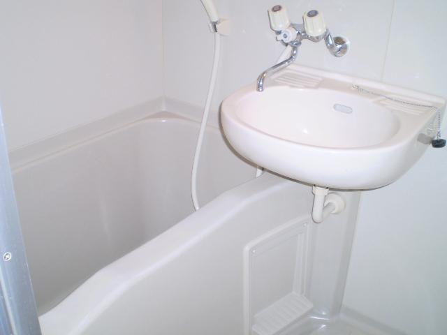 エクセル貴多川第６の浴室