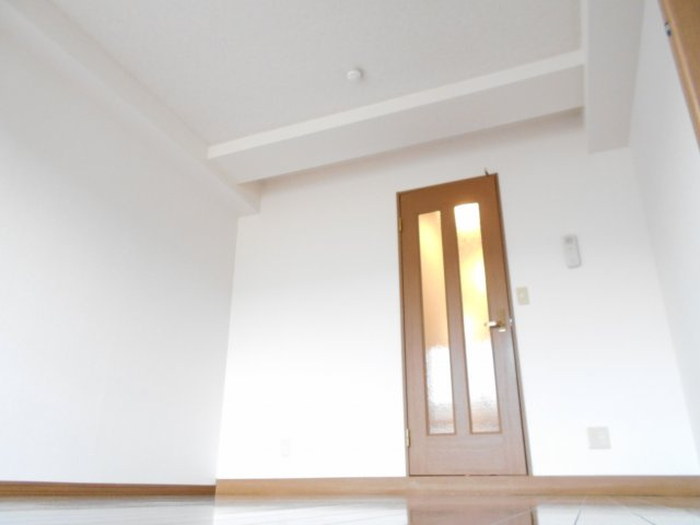 エイユービルの洋室