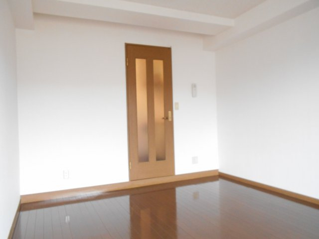 エイユービルの居間・リビング