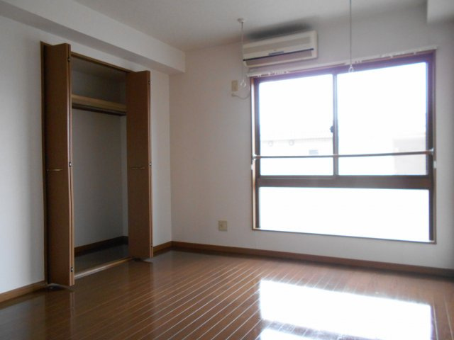 エイユービルの居間・リビング