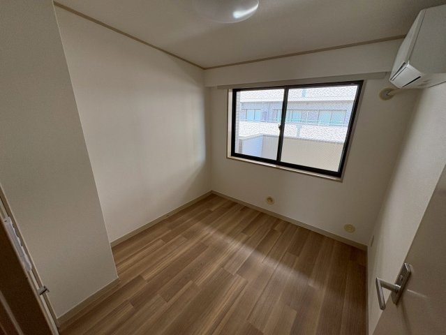 リズ市川平田のその他