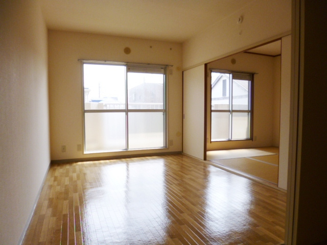 市川グリーンタウンミズホの居間・リビング