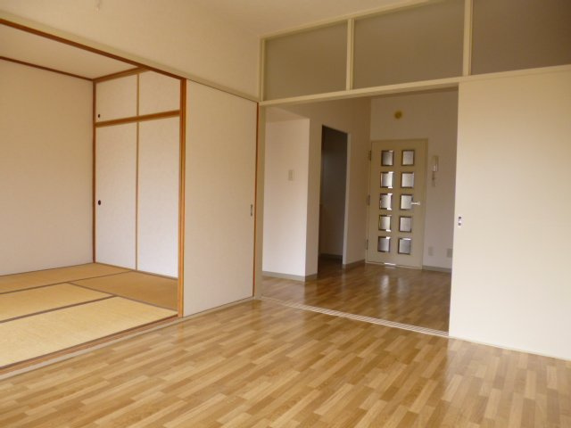 市川グリーンタウンミズホの洋室