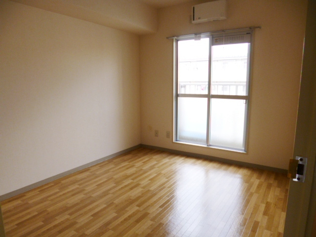 市川グリーンタウンミズホの洋室