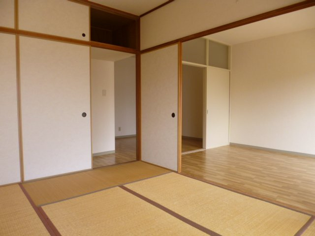 市川グリーンタウンミズホの和室