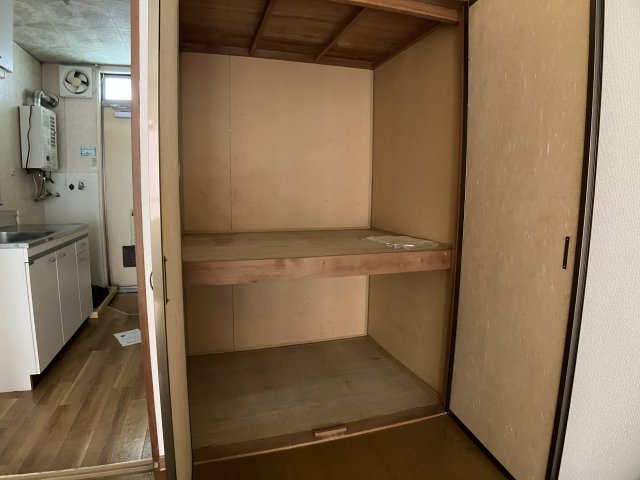 メゾン・タカツの収納