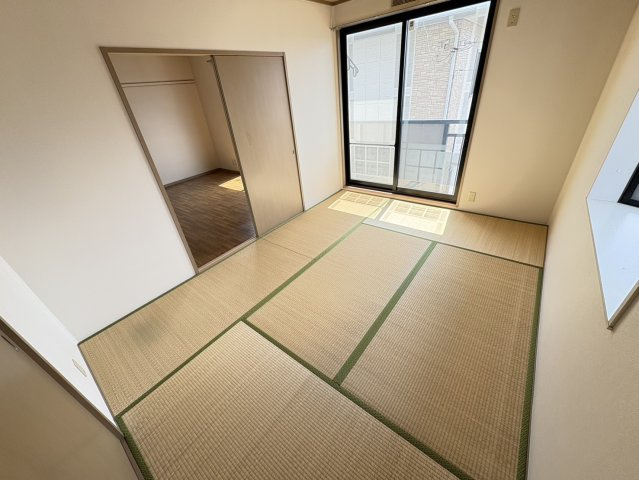 リュミエールの和室
